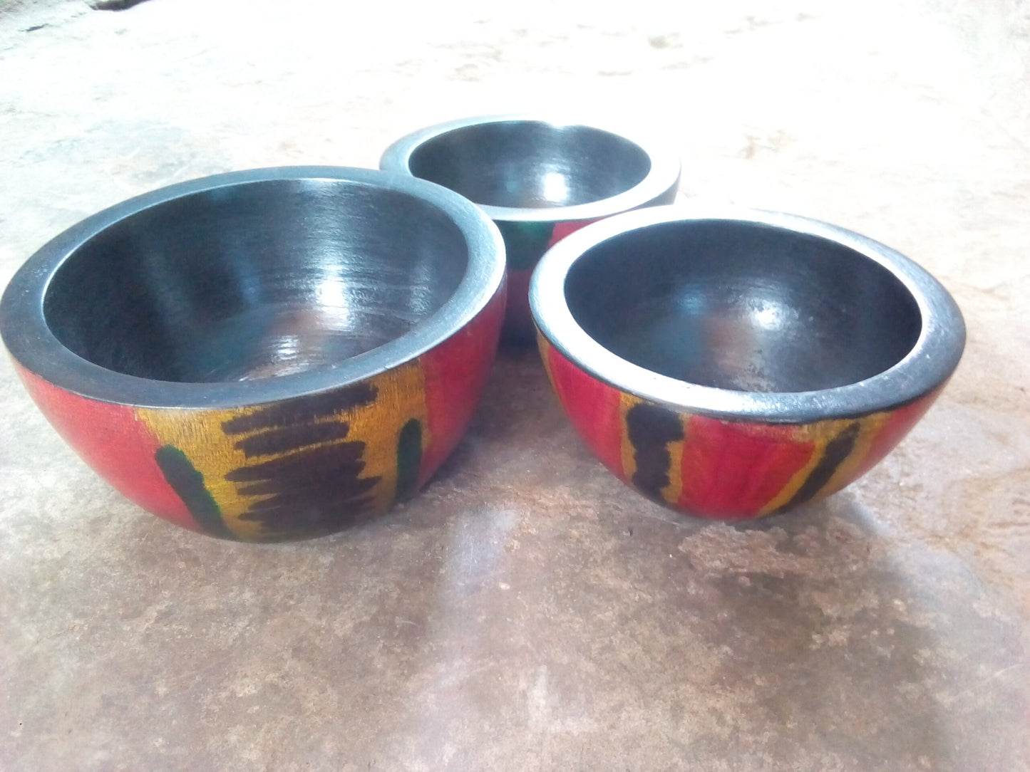 Set of 3 Handmade Wooden Bowls From Africa