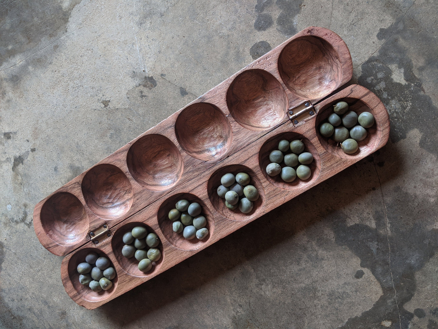 portable game, oware game, oware board, oware mancala, portable mancala, game mancala board, african mancala, african game